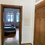 Goyapartment Fuer Handwerker & Business City-nah!! Free Netflix! Modern! *